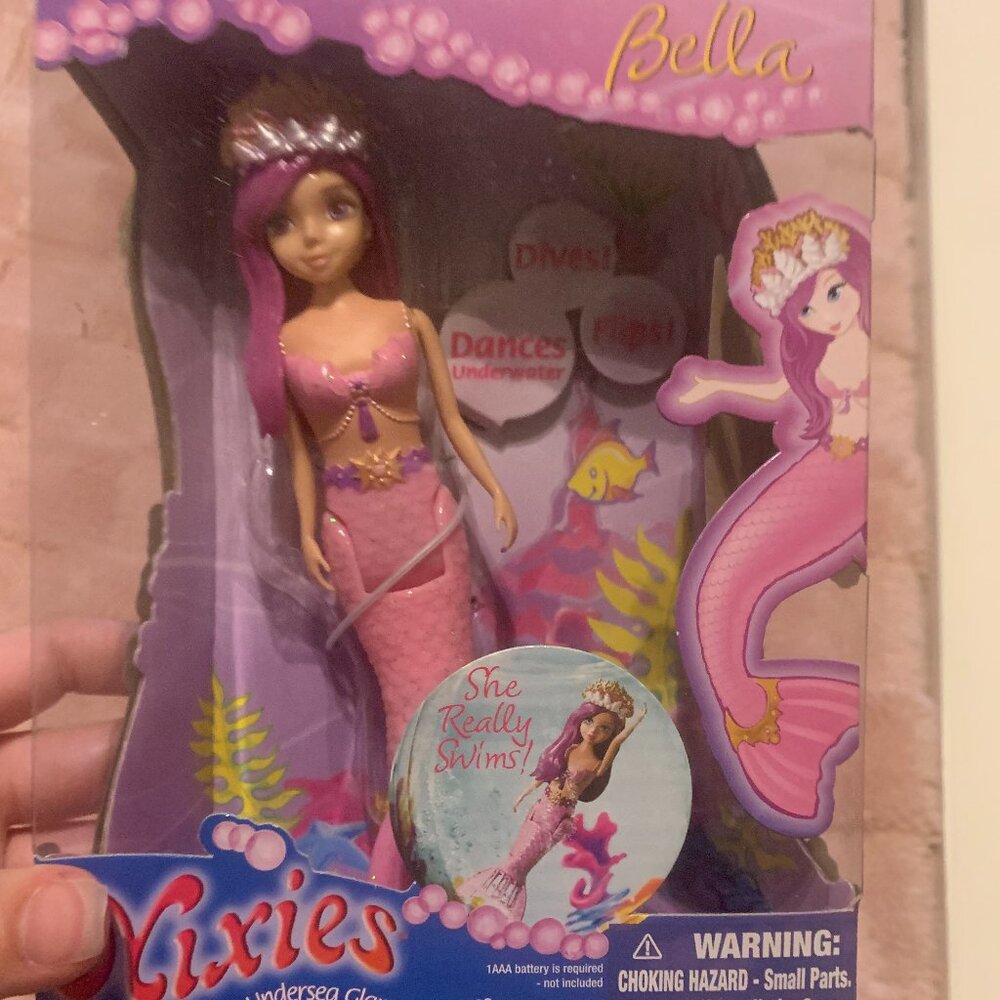 NIxies Bella mermaid doll